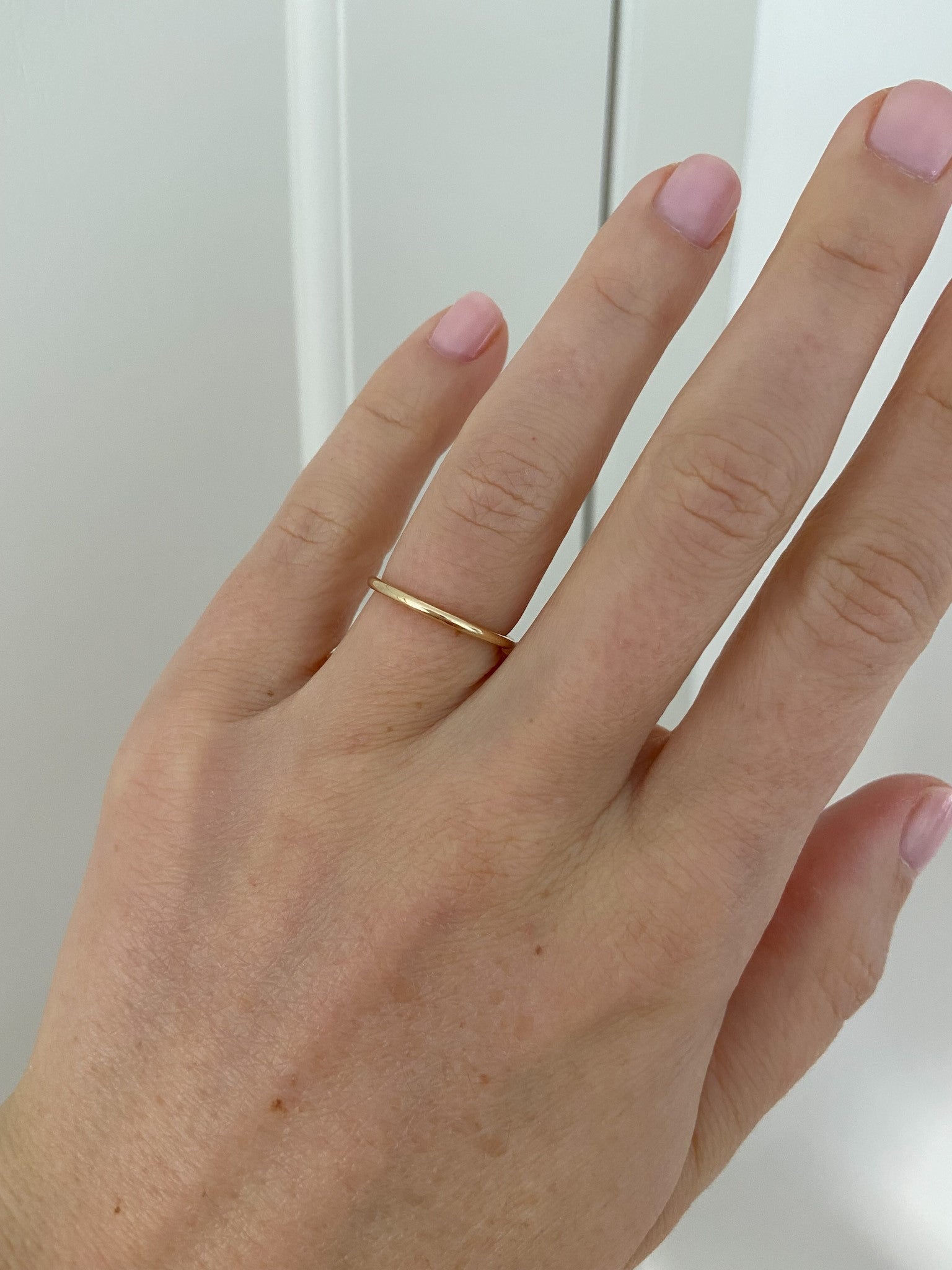 1.5mm Band 18ct Gold